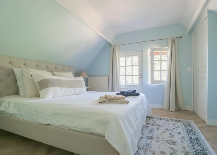 Splendide Longère De Charme - Collection Idylliq * Conteville (Eure)