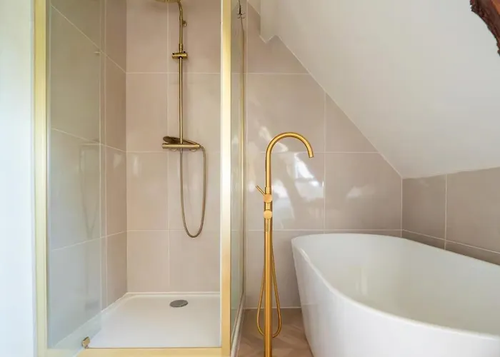 Splendide Longère De Charme - Collection Idylliq * Conteville (Eure)